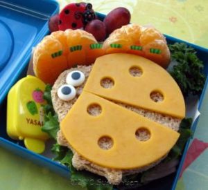 ladybug-sandwich